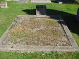image of grave number 351592